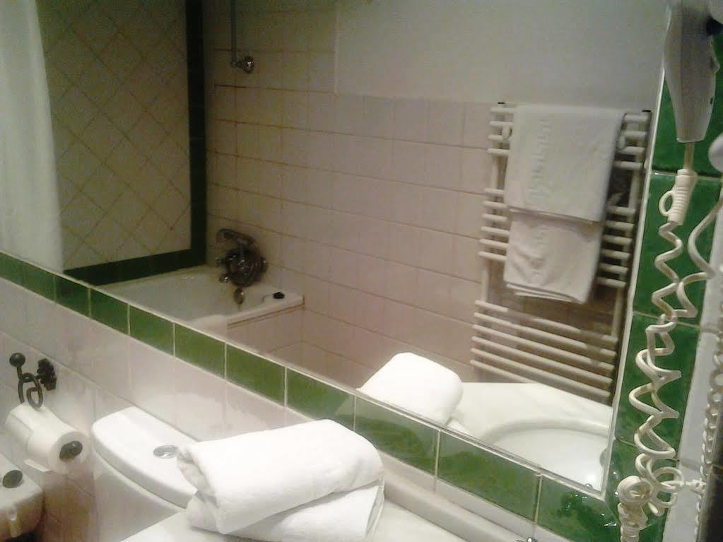 Apartamentos Santa Ana Granada Esterno foto